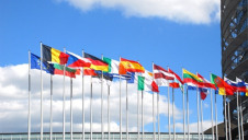 The letter acknowledges the urgency of the climate crisis, and calls on the EU to decarbonise its economy by 2050 at the latest